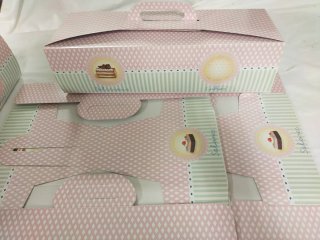 28 unidades de cajas para roscón