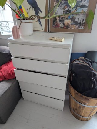 Cómoda blanca 4 cajones Ikea