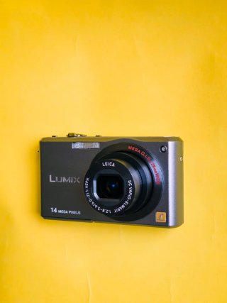 Panasonic Lumix FX150