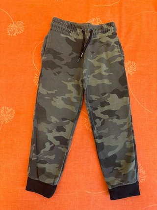 Pantaloni imbottiti mimetici 3-4 anni 104 cm