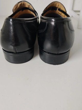 Mocasines negros de piel