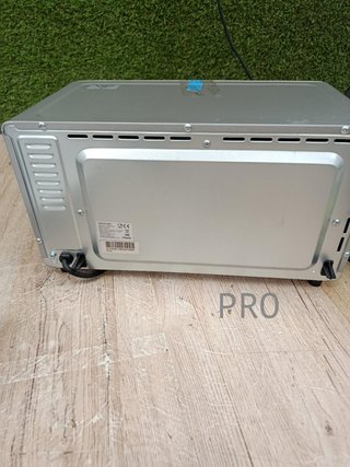 MINI FORNO DA BANCO CECOTEC