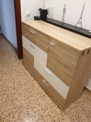 Cómoda IKEA bicolor