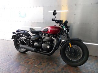 TRIUMPH BONNEVILLE BOBBER - 2018