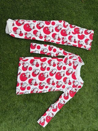 Pijama Hello Kitty Primark 18-24 meses