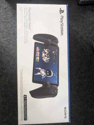 Pacchetto PS Vita Slim + PS Portal