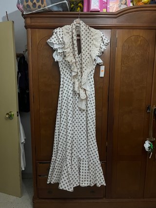 Traje de flamenca beige con lunares