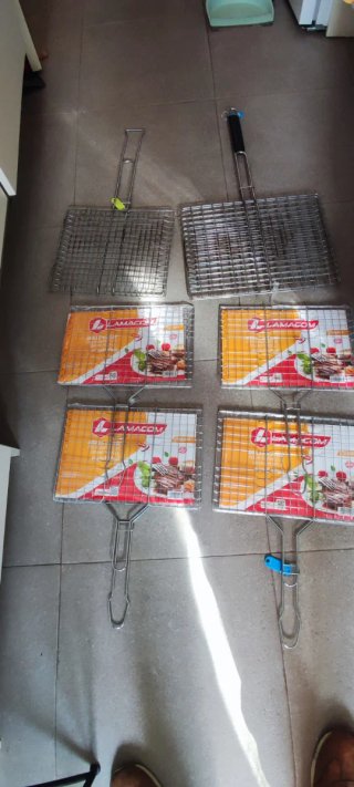 Rejillas para barbacoa (4 a estrenar unidades + 2)