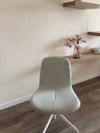 Silla de escritorio gris