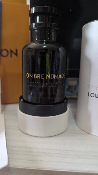 Profumo Louis Vuitton Ombre Nomade originale
