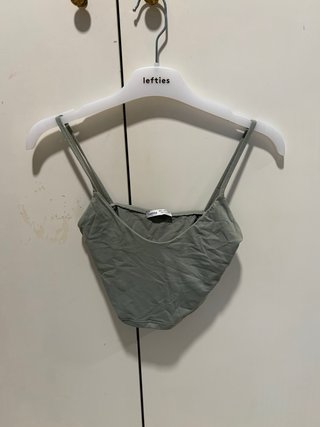 Top bershka verde oliva