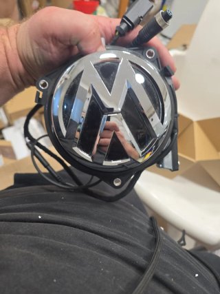 Cámara Marcha Atrás Emblema VW