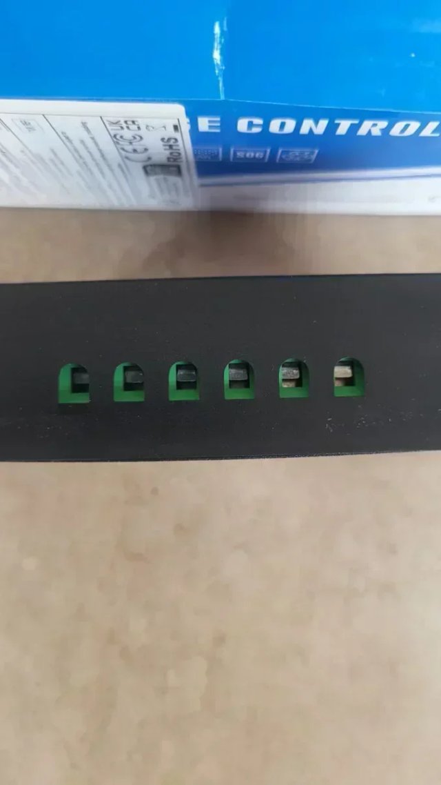 Controlador regulador carga solar 60A nuevo