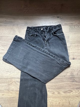 Pantalón vaquero negro