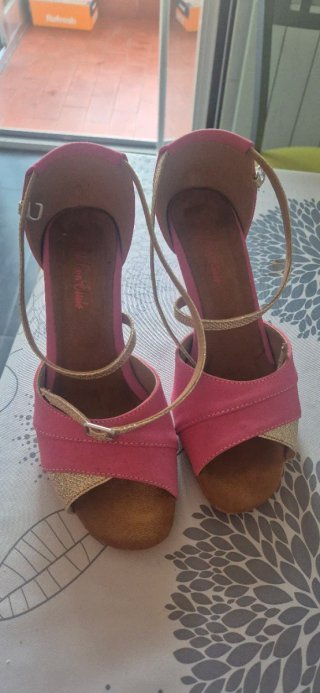 Zapatos de baile salón rosa y dorado