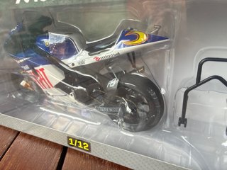 1/12 Yamaha YZR-M1 Valentino Rossi 2009