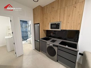 Piso en alquiler en Huerta de la Reina - Trassierra en Córdoba