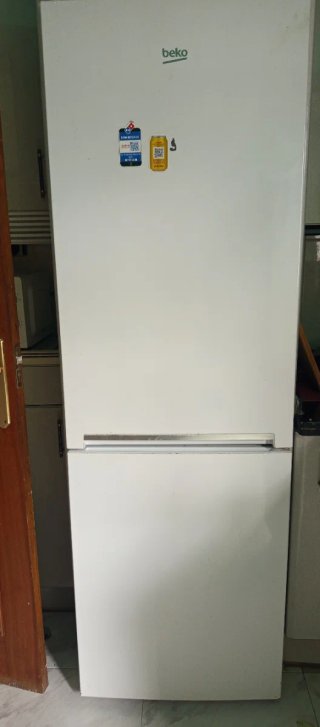 Nevera combi Beko