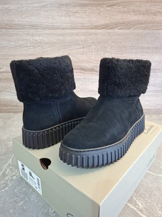 Botines Clarks Torhill Turn Negros Talla 38
