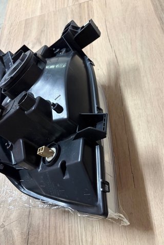 Faro Derecho Nissan X-Trail T-30 del 2001-2013