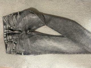 Pantalones vaqueros niño Pull&Bear rotos