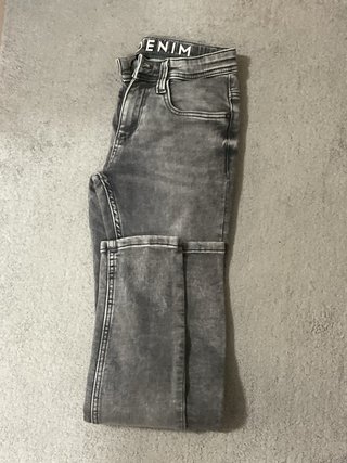 Pantalones vaqueros niño Pull&Bear rotos