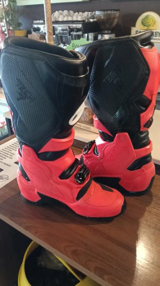 Botas Alpinestars Tech 7 - Tamanho 42
