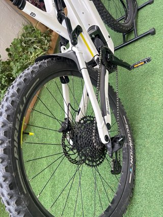 Bicicleta Eléctrica Husqvarna 2024