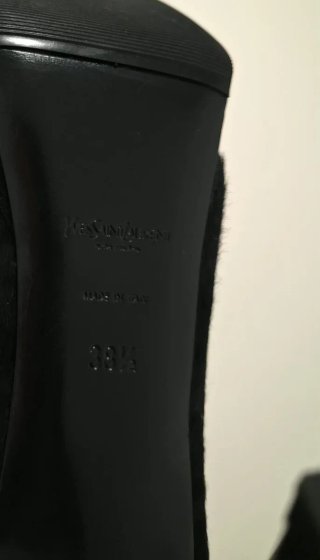 Botines Yves Saint Laurent Negros pelo pony 38.5