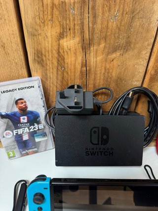 Nintendo Switch V2 Blu/Rossa + Dock + FIFA 23 +