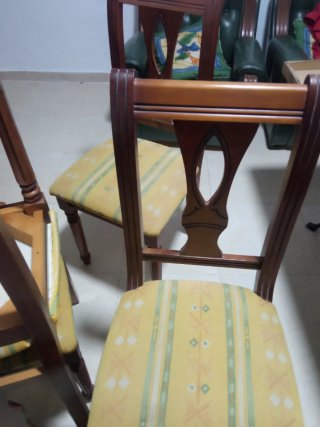 Mesa Comedor Madera Maciza + 4 Sillas