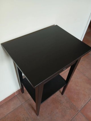 Mesita Auxiliar IKEA HEMNES, madera maciza