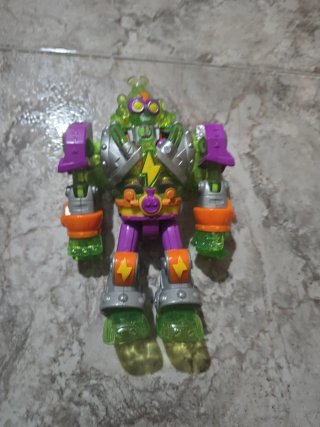 Muñeco SuperThings