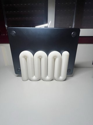 Soporte para MacBook Impreso en 3D