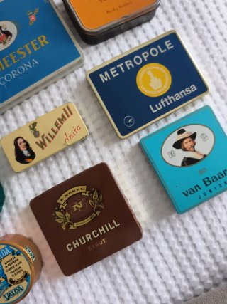 Lote de 9 Cajas Metálicas Antiguas / latas vintage