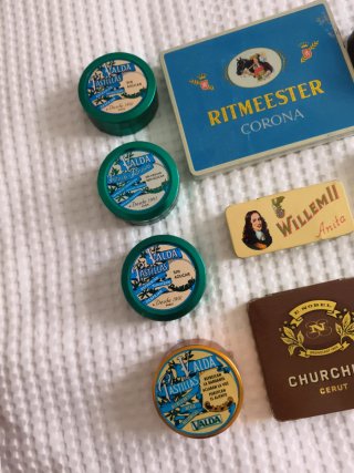 Lote de 9 Cajas Metálicas Antiguas / latas vintage