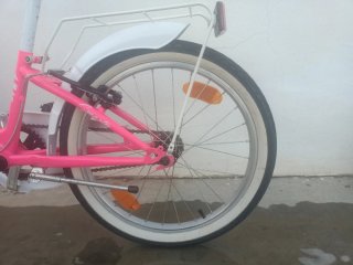 Bicicleta Infantil Aurelia 20" Rosa y Blanca