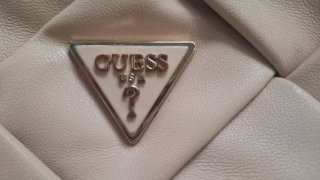 Bolso de hombro Guess beige