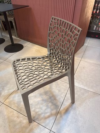 Lote de sillas de diseño , aplilables bar
