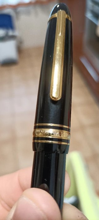 Pluma Montblanc Meisterstuck