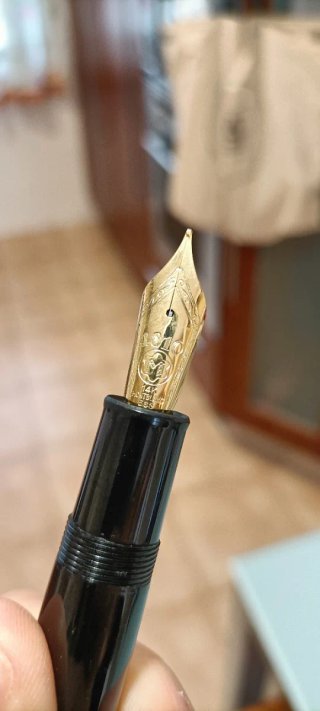 Pluma Montblanc Meisterstuck