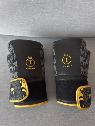 Guantes de Boxeo Venum Topuria