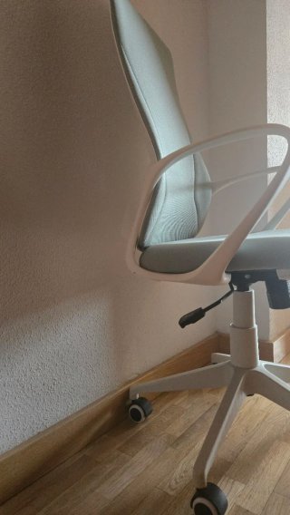 Silla de escritorio / oficina ergonómica