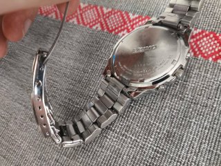 Reloj Seiko Chronograph SND495 Red Panda