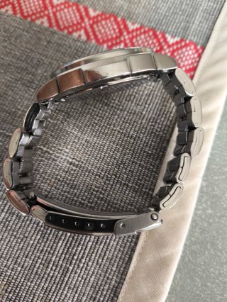 Reloj Seiko Chronograph SND495 Red Panda