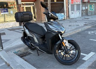 Alquiler de moto para reparto.