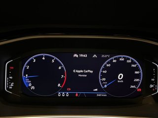 Volkswagen T-Roc R-LINE TSI 150cv MOD.2024. SOLO 34.000km