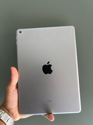 iPad (6ª Gen) 32GB Negro/Plata
