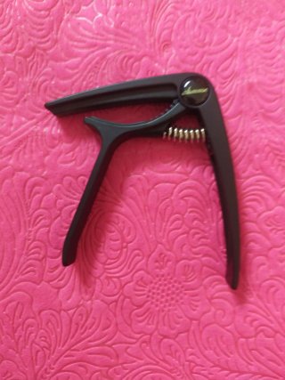 Cejilla para guitarra