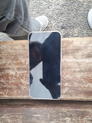 iPhone 13 Seminuevo